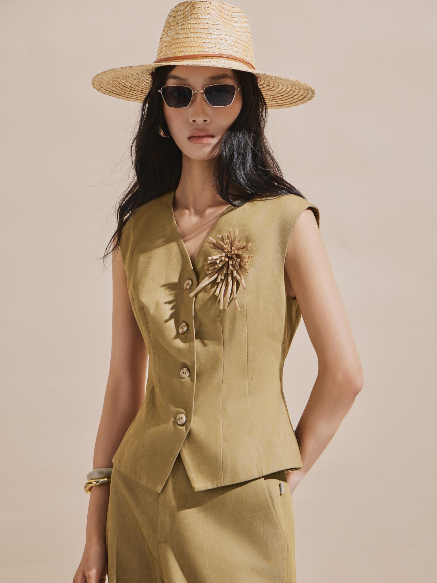 Áo gile cổ V vạt chéo_Q.2-960