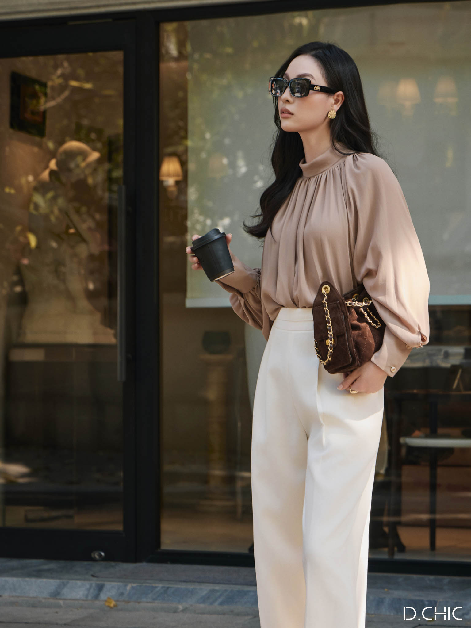 Áo voan cổ cao nhún