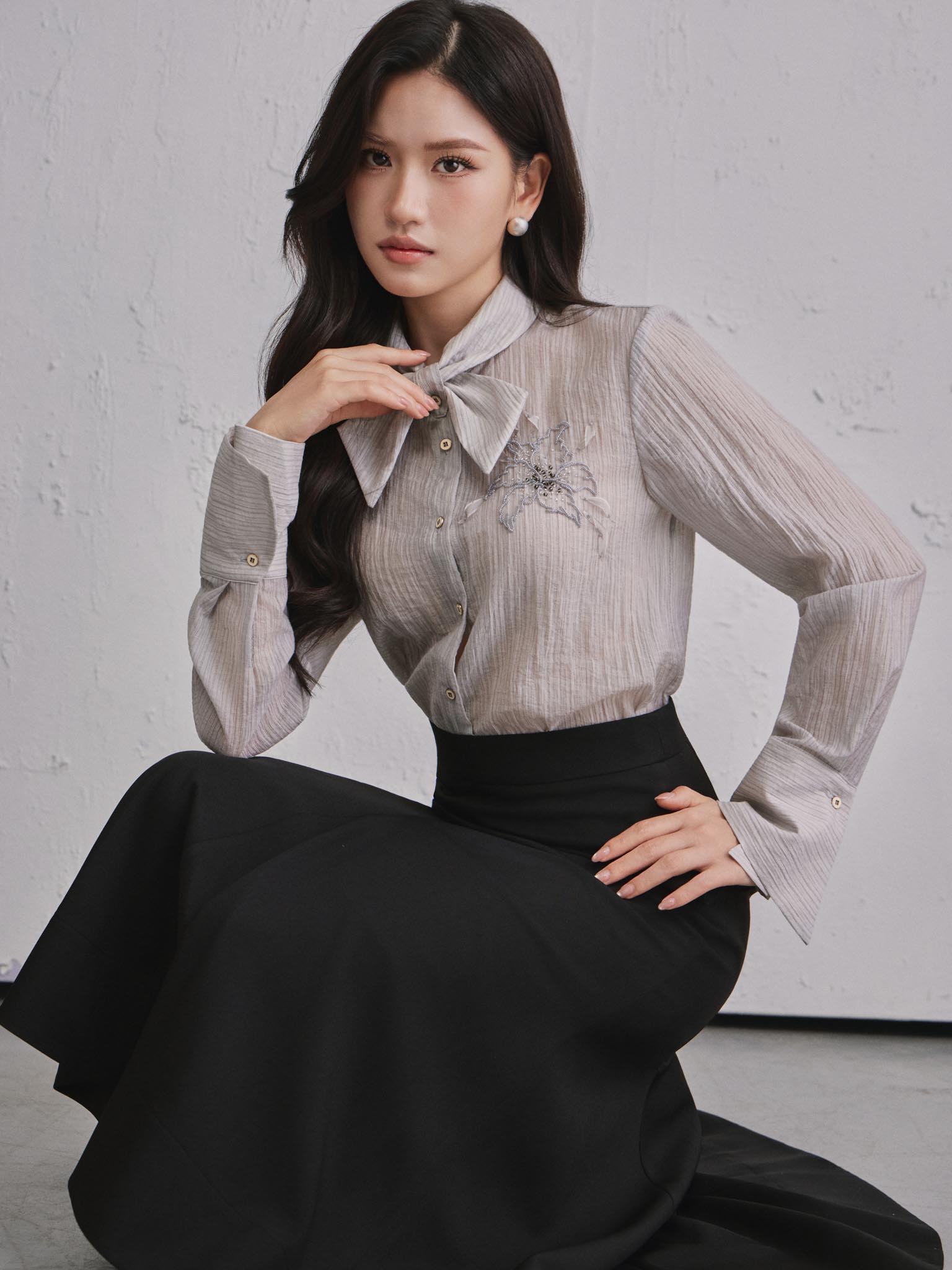 Áo sơ mi cổ nơ
