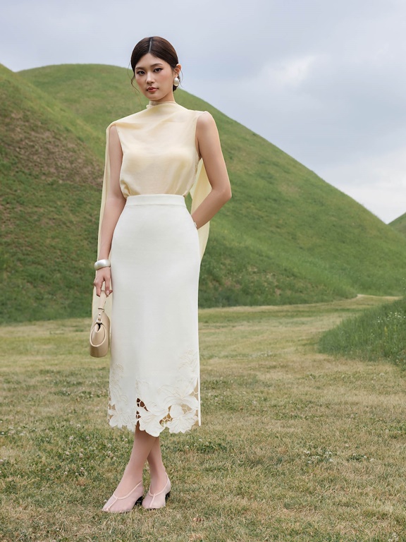 Chân váy midi chân cắt hoa laze_A.1-3375