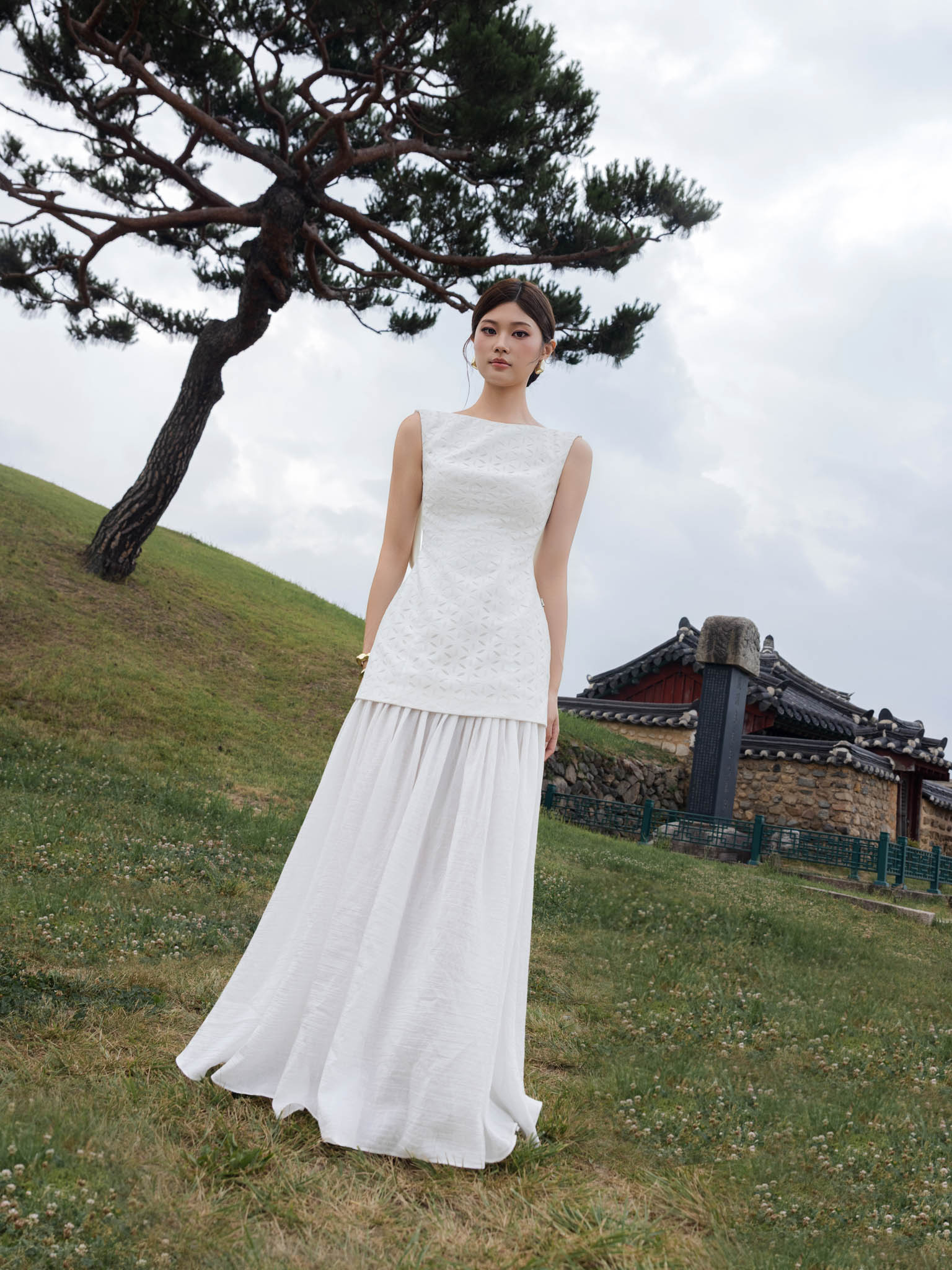 vay-sat-nach-co-thuyen-khoet-lung-chan-phoi-4170650