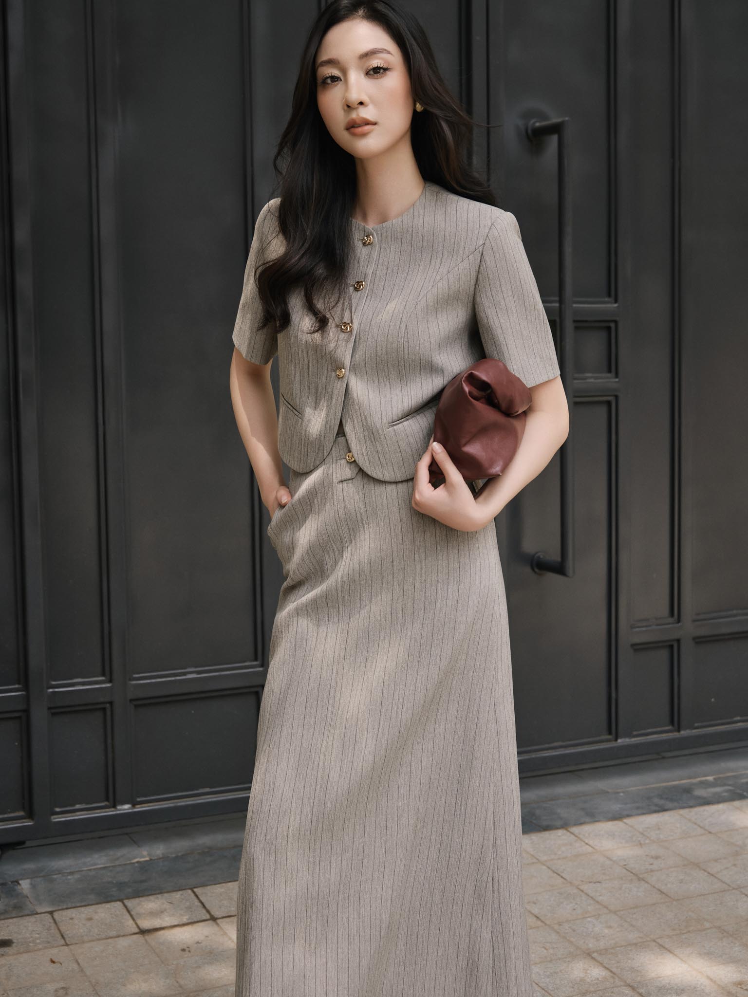 Chân váy midi cạp liền xẻ sau_A.1-2727