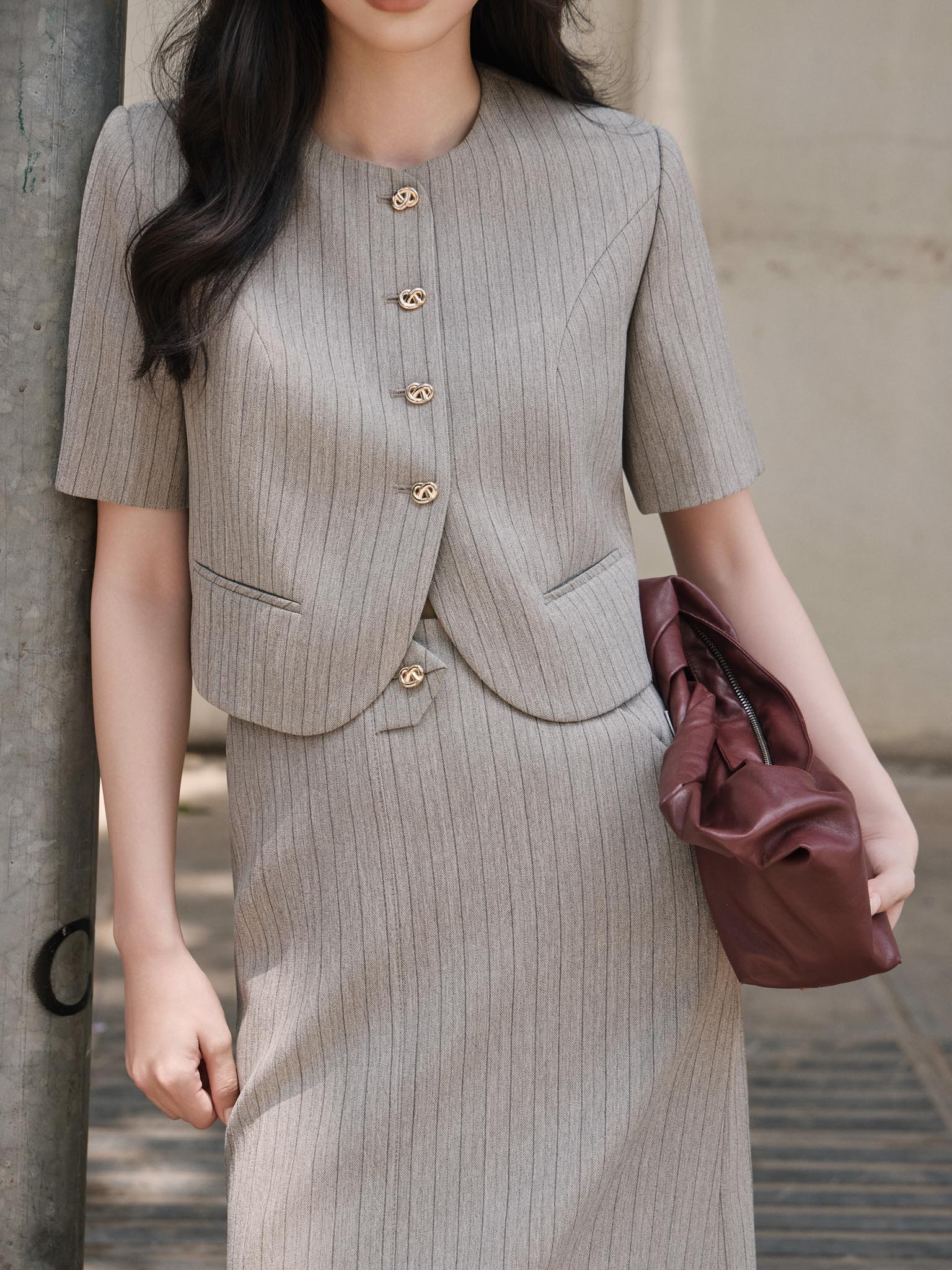 Chân váy midi cạp liền xẻ sau_A.1-2727