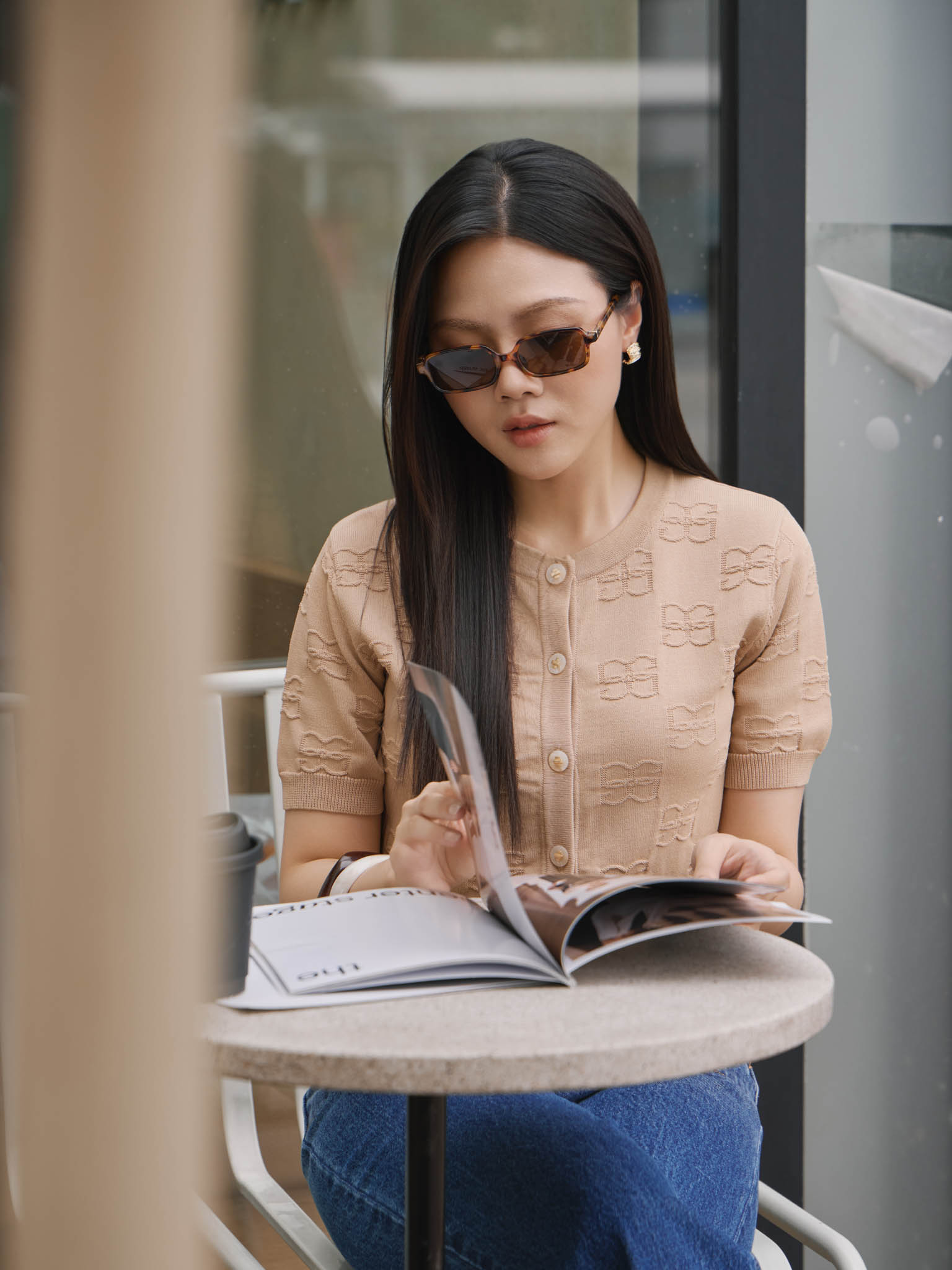 Áo len Mongtoghi tay cộc, cài cúc, dệt logo DC _DC09