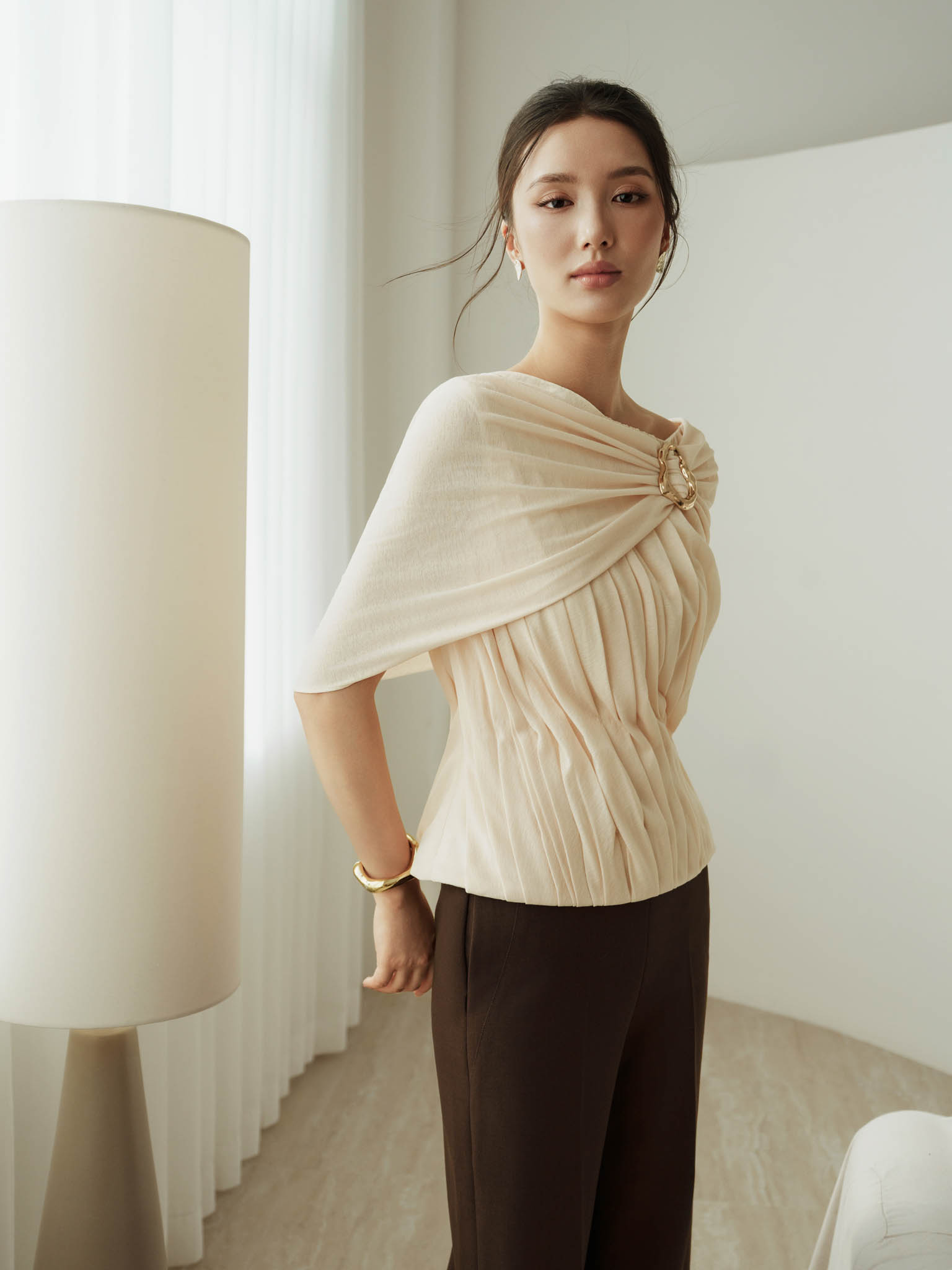 Áo thun tà phủ mí ly thân