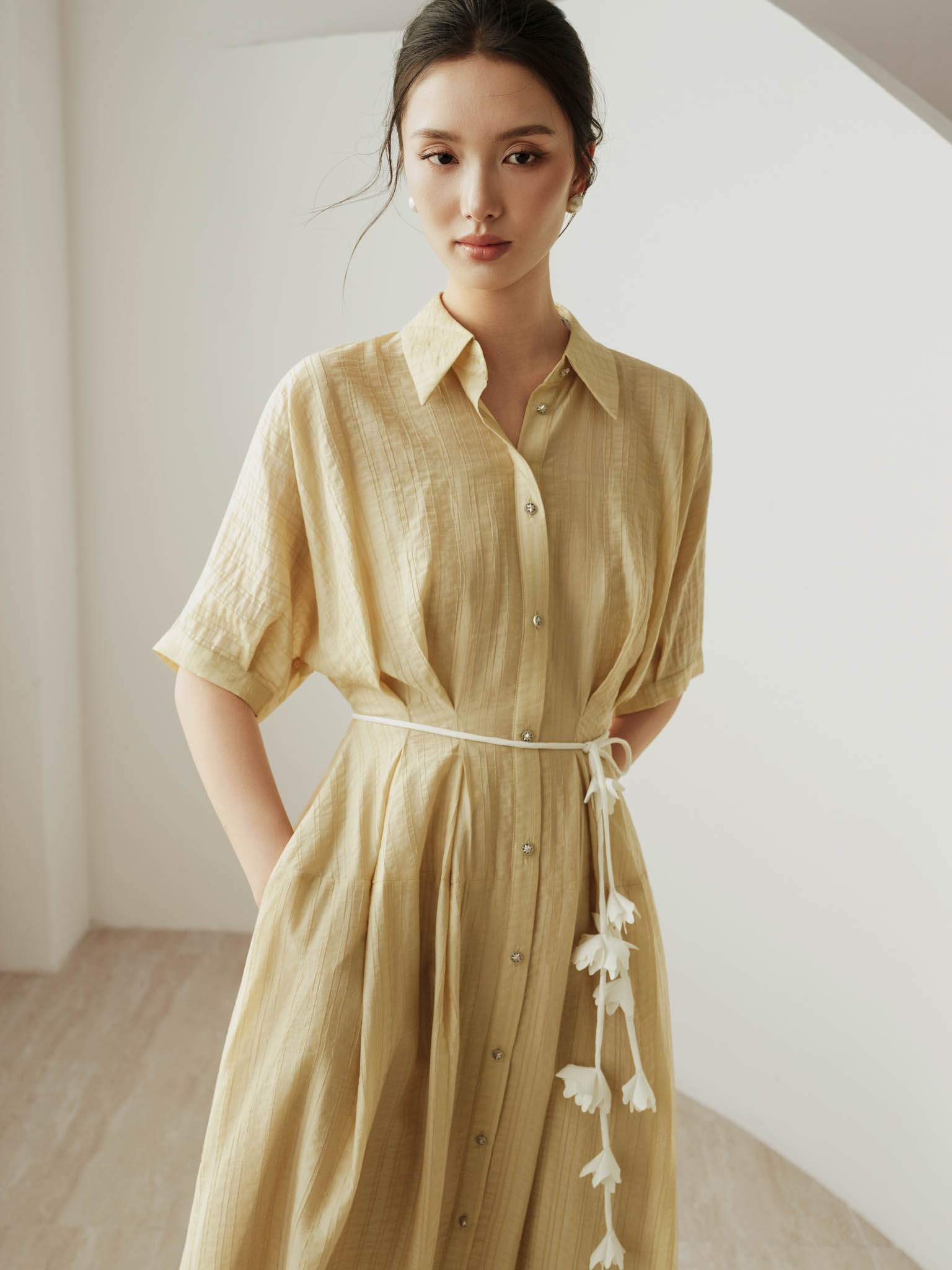 Váy tay lửng cổ đức xếp ly xòe