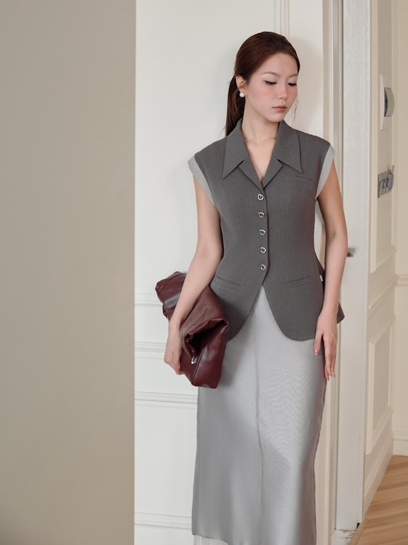 Áo peplum gấu xẻ bo tròn vai chờm phối